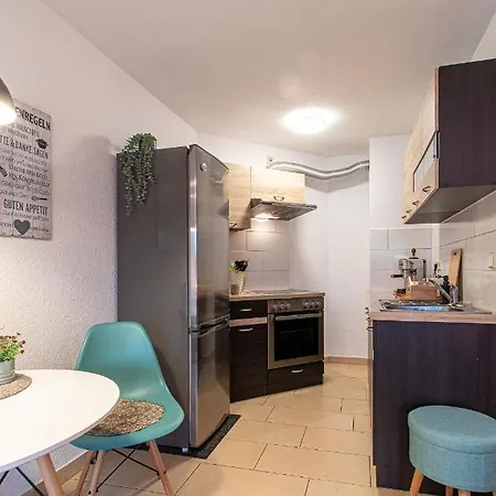 Apartment Modernes Im Gruenen I Balkon I Wlan I Stellplatz Schwarzenberg (Saxony)