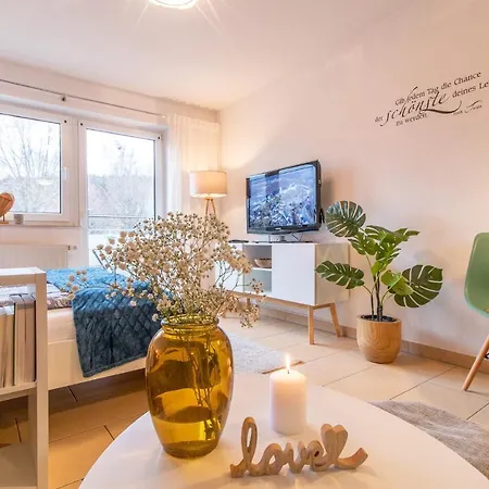 Modernes Im Gruenen I Balkon I Wlan I Stellplatz Schwarzenberg (Saxony)