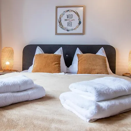 Goldstueck I Balkon I Wlan I Stellplatz * Schwarzenberg (Saxony)